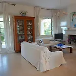 Ilida Villa