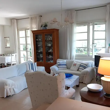 Ilida * 斯卡费迪亚